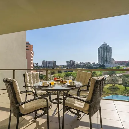 Sun Retreat Portimao, With Pool And Private Balcony